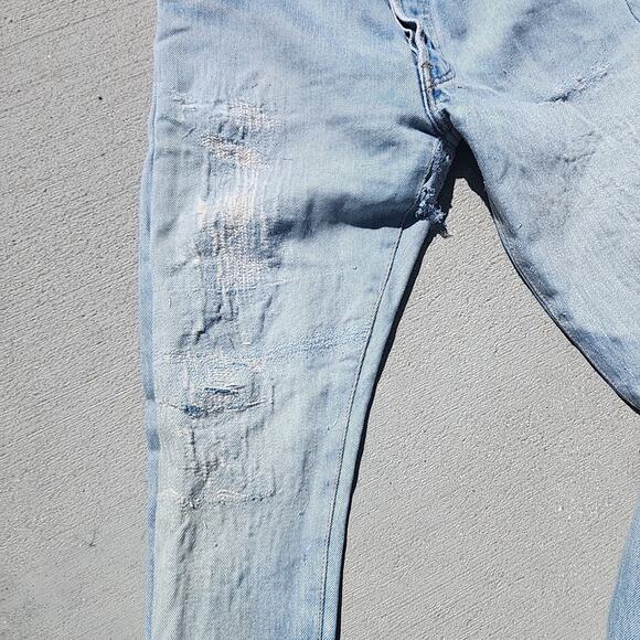 Gallery Dept Distressed Jean Womens Small Art On Display Courtesy Josue Thomas - Picture 11 of 16